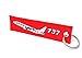 Produktbild REMOVE BEFORE FLIGHT  ® Schlüsselanhänger in Rot • Boeing 737 Edition (Boeing 737) • Flugzeug und Schrift gestickt • ca. 12,5 x 3 cm. • DE Händler