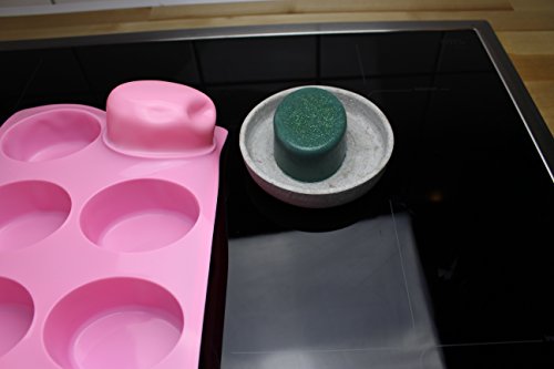 Unitedcovers Silikonform mit 8 Hohlräumen mit Hängeaussparung – für ovale, füllige und perfekte selbstgemachte Seifen – Versand aus Deutschland - 8