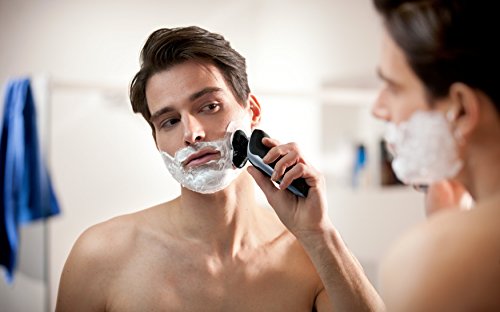 PHILIPS S9031/26 9000 Shaver with Smart Clean System - Image 4