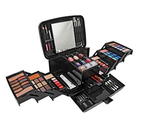 Afeite Pretty Pink Deluxe Make-up Set And Cosmetics Case.