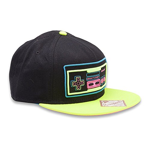 Preisvergleich Produktbild Nintendo Original NES Controller fluoreszierend Snapback Baseball Cap (schwarz)