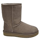 Soft and warm sheepskin lining for comfort