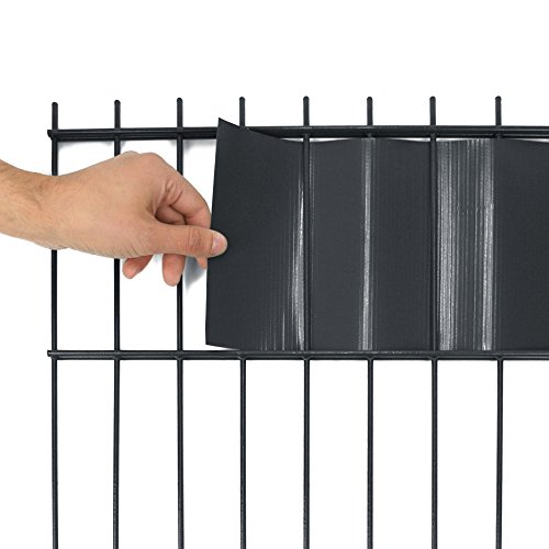 DON’T LOOK® Blickdichter Zaun-Sichtschutz und Lärmschutz für Doppelstabmatten, 35 m x 19 cm, Sichtschutz-Streifen, Zaunfolie, Windschutz, Balkon-Sichtschutz, Terrassen-Blickschutz, Sichtschutzband, Sichtschutzblende, aus witterungsbeständigem PVC (extrastark mit Gewebe durchsetzt), 100% UV-beständig, wetterfest, universal passend für alle Doppelstabmatten oder Stahlgitter mit Querdrahtabständen von 20 cm, verschiedene Farben, inkl. Befestigungs-Clips (Grau) - 4