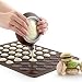 Produktbild HermosaUKnight Brown Macaron 30 Loch Runde Silikonunterlage