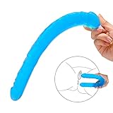 Flexibler Doppel-Dong - Festes, aber flexibles Material ermöglicht es Ihnen, diesen Doppeldildo auf vielfältige Weise zu verwenden. Der Schaft ist flexibel genug, um in zwei Hälften gebogen zu werden, und er ist auch fest genug, um von einem Arsch zu Arsch oder von einer Pussy zu einer Pussy zu spielen.
