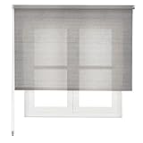 LA TRANSPARENCIA DEL TEJIDO PERMITE UNA ALTA VISIBILIDAD HACIA EL EXTERIOR DURANTE EL DÍA FILTRANDO LA LUZ SOLAR Y PRESERVANDO LA INTIMIDAD INTERIOR