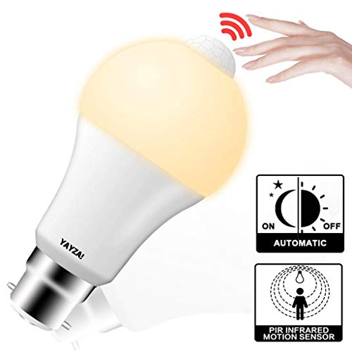 YAYZA! 1-Confezione B22 10W Lampada LED Cappuccio a Baionetta Sensore di Movimento PIR IP44 Sicurezza con Sensore Fotocellula Integrato dal Tramonto all'Alba 1000lm 100W Equiv. 3000K Bianco Caldo