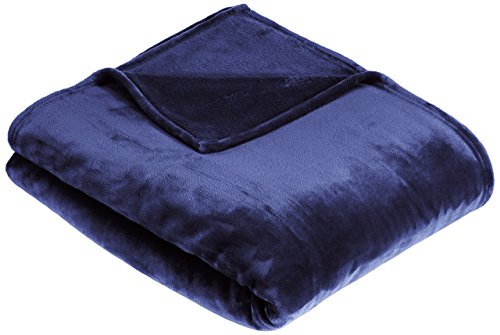 AmazonBasics - Manta, hecha de suave felpa - 229 x 229cm - azul marino