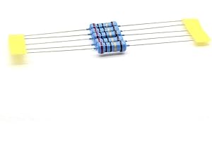 MIKROTECK 5x Résistance métal - 20ohm - 20R - 2W - 1% - 279res743