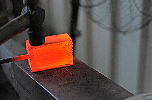 TokioKitchenWare Handgeschmiedetes Marken-Damast-Chefmesser mit 19-cm-Klinge - 9