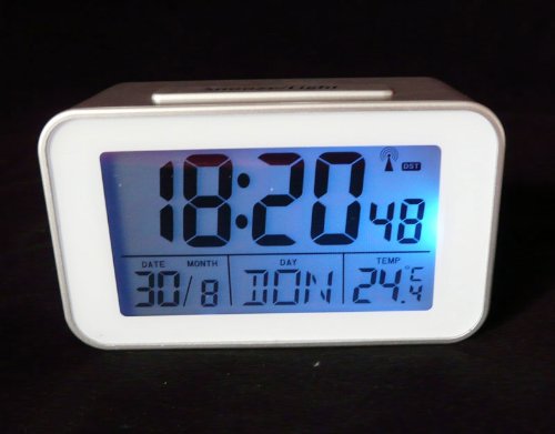 Funkuhr mit Thermometer Funkwecker Wecker Uhr in Silber (SN4491W) - 7