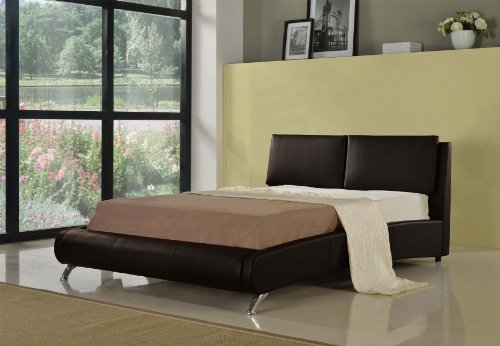 Stylish Italian Faux Leather Bedstead in with a choice of Black or Brown in either Double 4FT6 or King 5FT
