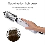 Mit diesem Haarbürstentrockner machen Sie Ihr Haar eleganter und geschmeidiger. Es kann auch Ihr Haar voluminisieren. Sie können es als Fön oder Styler verwenden, um Ihr Haar wellig oder glatt zu machen.