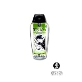 SHUNGA TOKO AROMA LUBRICANT MELON-MANGO es la nueva generación de lubricantes íntimos, especialmente formulados para emular la lubricación natural y facilitar la penetración. Este novedoso lubricante te permite lamerlo, saborearlo y chuparlo, pues es el único lubricante del mercado que si se ingiere no te deja un mal sabor de boca.Este lubricante a base de agua es ultra sedoso e intensifica las sensaciones experimentadas durante los momentos sexuales intensos.Se puede utilizar con los accesorios