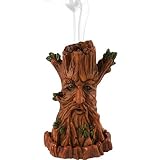 Hombre del árbol de incienso quemador por Lisa Parker