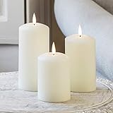 Eleganz - Die 10cm/12.5cm/15cm hohen und 7,5cm breiten LED Kerzen sind von Hand mit cremefarbenen Kerzenwachs übergossen