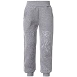 Einfach einen lässigen Hoodie dazu anziehen und in bequeme Sneakers schlüpfen - und fertig ist ein stylisher Look für die Schule. Aber auch zum Spielen und Toben bietet die Hose dank dem Schnitt viel Bewegungsfreiheit und ist damit wie gemacht für den Alltag.