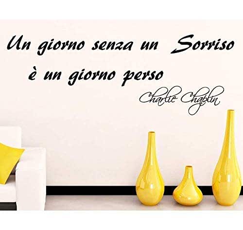 Wandtattoo Spruch „Un Giorno Senza Un Sorriso è Un Giorno Perso“ – Entfernbar, 30x90 Cm