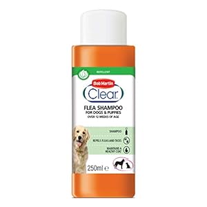 Champú antipulgas para perros, de Bob Martin