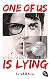 ONE OF US IS LYING: Nominiert für den Deutschen Jugendliteraturpreis 2019 - Mit exklusivem Bonusmaterial (Die ONE OF US IS LYING-Reihe, Band 1) by Karen M. McManus, Anja Galić