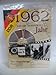 Produktbild 1962 war ein besonderes Jahr ~ Original DDR Wochenschau-Filmausschnitte auf Video-CD. (Mit Grußkarte und Umschlag). Verschenken Sie doch mal eine Geburtstags CD-Gruss-Karte. Die Wochenschau auf CD und in Stichworten auf der Karte. Die CD ist auf allen handelsüblichen DVD Spielern als VCD abspielbar. Ebenso auf PC-CD-ROM-Laufwerken mit Media Player (ab Version 98) und unter Mac 98 OS(8.6 und höher). Laufzeit 15 Minuten.