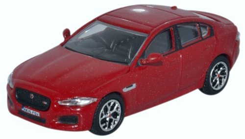 jaguar xe diecast model