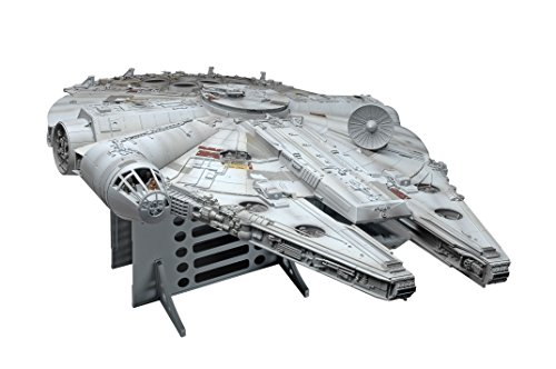 Revell GmbH 15093 Fine Molds Master Series Star Wars Millennium Falcon Model Kit