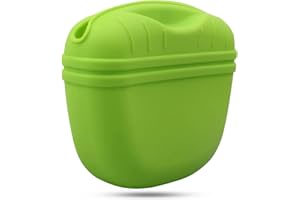 DERDOUT 1PCS Dog Treat Pouch,Clip on Portable Training Container，Silicone Dog Training Bag Portable Dog Treat Bags with Magnetic, Closing and Waist Clip, Green