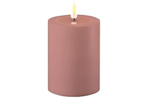 ‎REWU LED Kerze Deluxe Homeart, Outdoor LED Kerze (Kunststoff – Kein Echtwachs) mit realistischer Flamme, warmweißes Licht, Hitzebeständig für den Aussenbereich– (Staubiges Rosa)