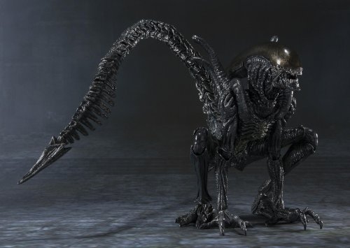 Bandai Tamashii Nations S.H. MonsterArts Alien Warrior Action Figure