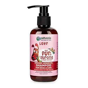 Petveda Ayurvedic Detangling & Moisturizing Sulphate Free Shampoo with Organic Argan Oil for Soft Shiny & Healthy Coat, Fur & Hair for Dogs & Cats| Sulphate & Paraben Free | 200 ML