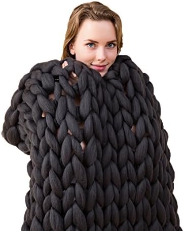 YUTUTU Super Large Knit Throw Chunky Sofa Blanket Hand-made Bulky Pet Bed Mat Rug Black 24"x24"(60*60cm)