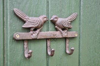 Delightful 'Kissing Birds' Cast Iron Coat Hook with 3 hooks
