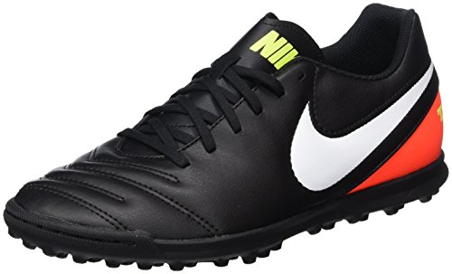 nike futsal shoes india