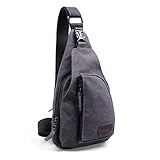 Größe: 37*22*7 cm. Sie ist größer als eine normale Sporttasche, aber die Größe ist perfekt für eine Wochenendtasche und ungefähr die maximale Größe einer Handgepäcktasche.