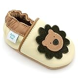 Unsere Schuhe haben rutschfeste Wildledersohlen. Sie eignen sich daher ganz besonders auf harten Oberflächen wie Holz- und Laminatböden. Kleine Kinder, die ständig auf Achse sind, brauchen leichte und biegsame Schuhe. Unsere Schuhe bieten den perfekten Schutz für kleine Füße.