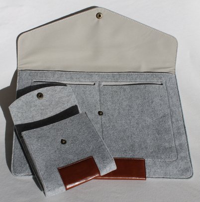 Laptophülle Sleeve Tasche 13 Zoll für MacBook Pro, Retina, Air oder ähnlichen Notebooks mit den Außenmaßen 33 x 23 x 3 cm in hellgrauem Filz - 5