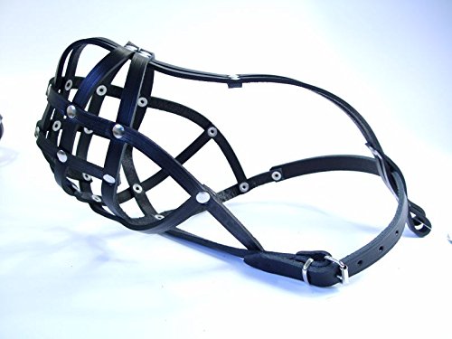 Light-leather-Dog-Muzzle-for-Boxer-and-Other-dogs-with-short-snout