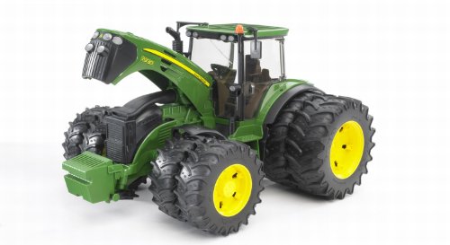 Bruder 03052 TOYS John Deere 7930 Traktor mit Zwillingsbereifung - 3