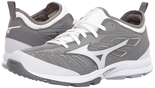 mizuno players trainer