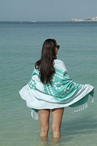 Fouta Hamamtuch xl ‚ZusenZomer‘ | Design – außergewöhnlich – schön und fällt somit an jedem Strand auf | Dieses Hamam Badetuch / Strandtuch ist schön groß, trotzdem dünn | 100x185cm | hochwertige Qualität 100% Baumwolle. (Meeresgrün mit Paisley) - 4