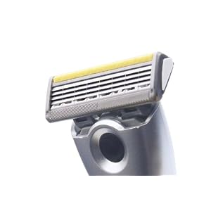 Wilkinson Sword Quattro Titanium Precision Razor Blades - Pack of 8 - Image 2