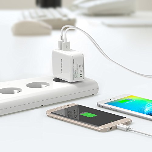 RAVPower USB Ladeger  t Schnelle Ladefunktion 30 W 2-Port Ladeadapter mit QC 3 0     bis zu 4X schnellere Aufladung f  r Galaxy S7 Edge  HTC One A9  N