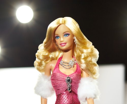 Barbie Fashionistas Glam Doll