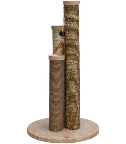 Designed by Lotte Ribbed - Krabpaal - Terracotta - 41x41x70 cm