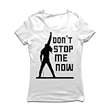 Washen Sie auf links mit kaltem Wasser und mit ähnlichen Farben. Büglen Sie auf links bei schwacher Hitze.