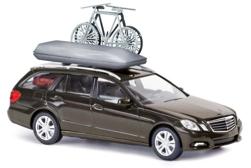 Preisvergleich Produktbild Busch 44262 - Mercedes E-Klasse, T-Modell mit Dachbox