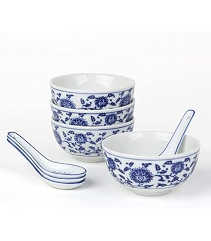 een set van zes antieke Japans porseleinen blauw wit deksel kommen: Antiek Japans Porselein