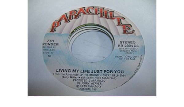 7th Wonder 45 Rpm Living My Life Just For You Same Amazon Co Uk Music