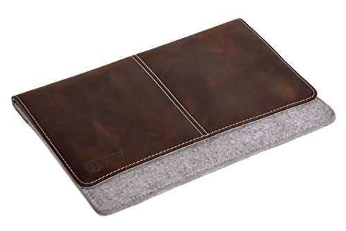 ALMWILD Apple Macbook Pro 13 Hülle, Tasche (Touch Bar, Touch ID), Macbook 12 (Mod.2017). Aus echtem Rinds- Leder und 100% Woll- Filz. Case in Alpstein- Grau mit magnetischer Umschlagklappe aus Echt- Leder in Braun. In Bayern handgefertigt - 5